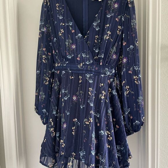 NWT Allison & Kelly Dress. Navy Floral - Lightweight. - Picture 3 of 6